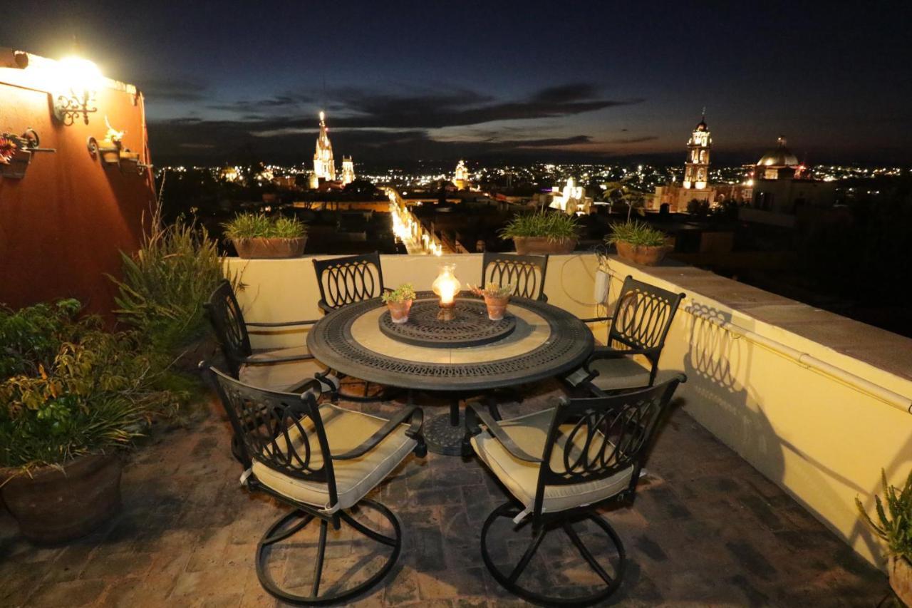 סאן מיגל דה אלנדה Casa Mia Suites מראה חיצוני תמונה