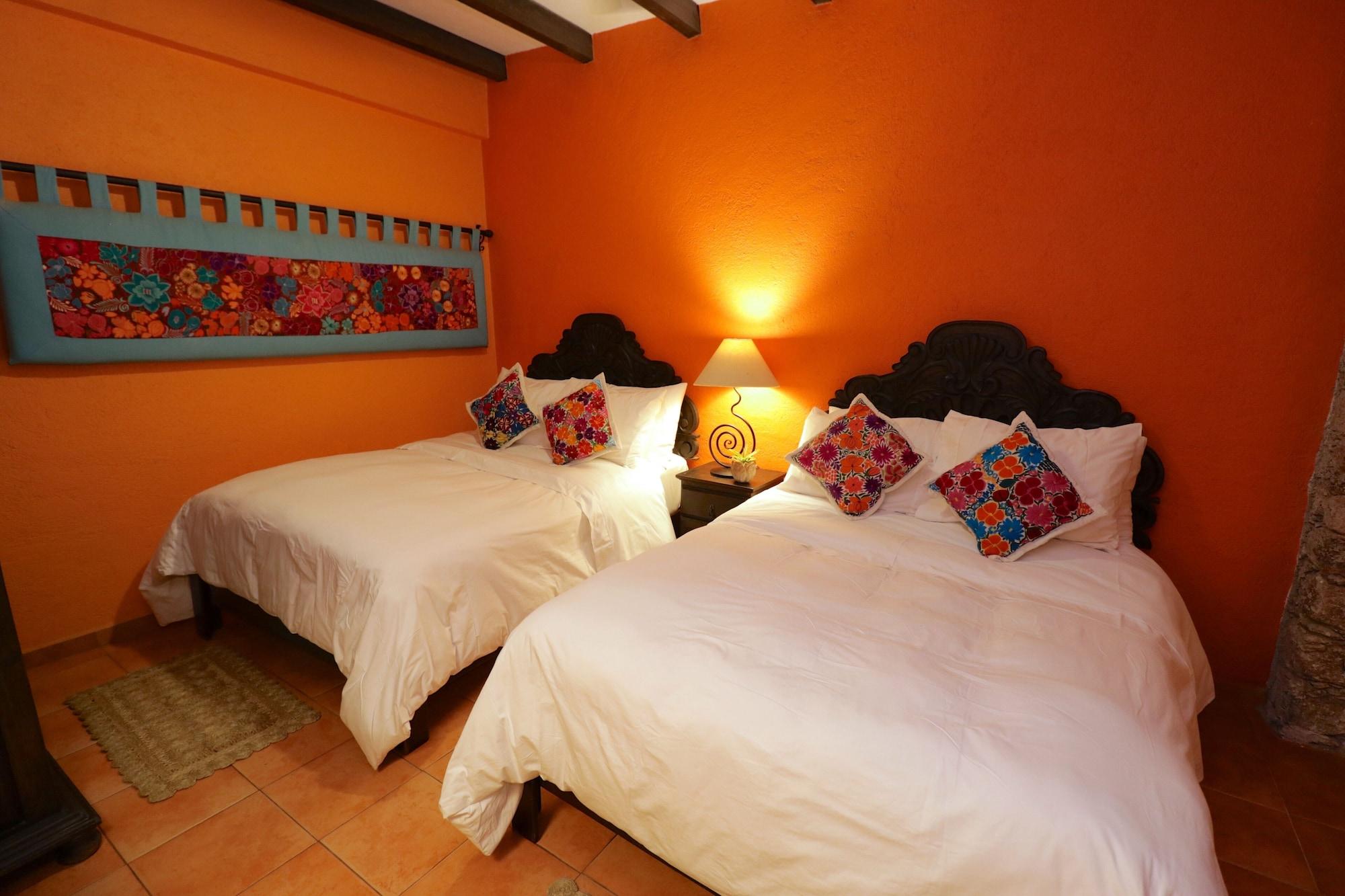 סאן מיגל דה אלנדה Casa Mia Suites מראה חיצוני תמונה