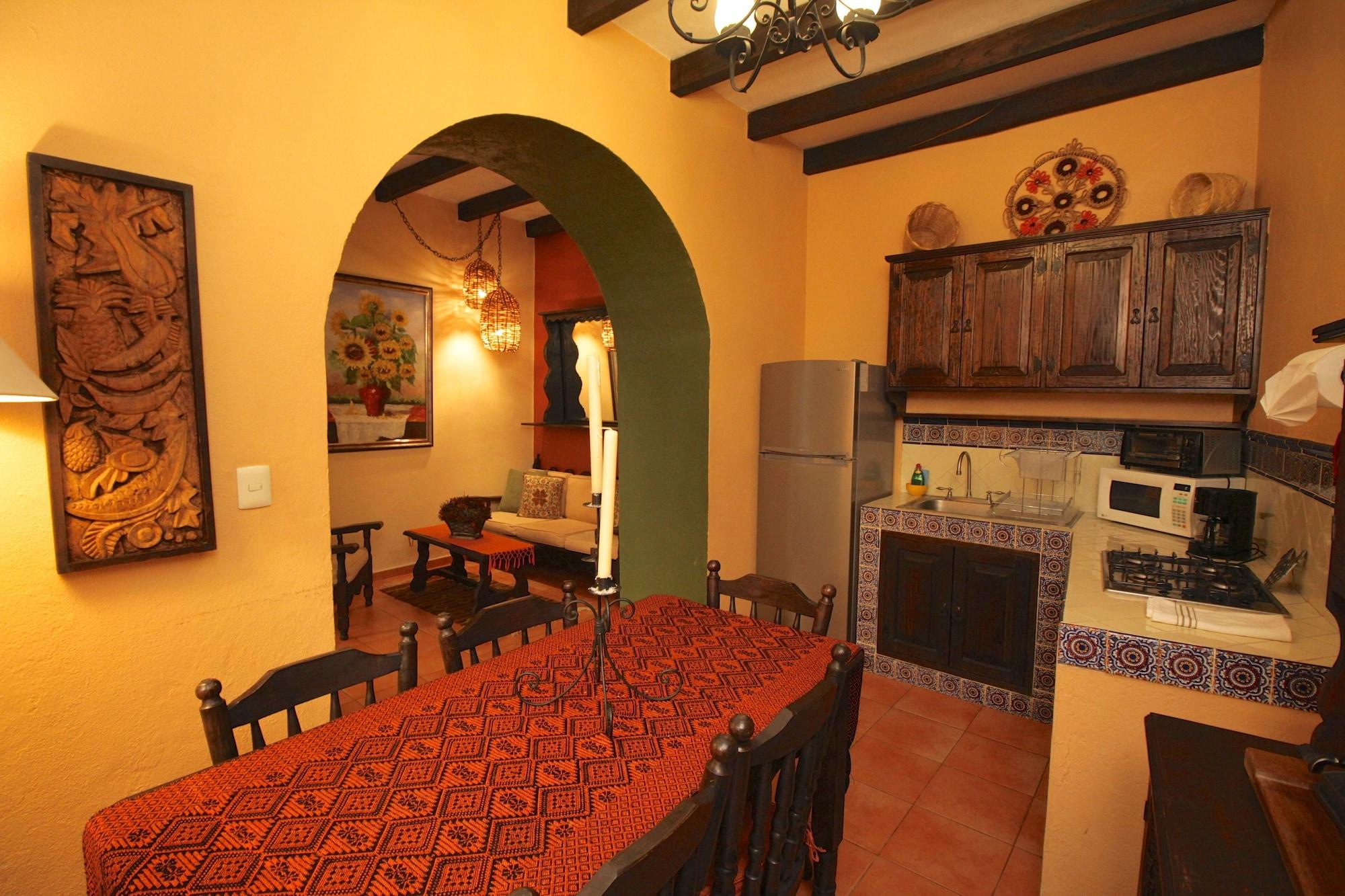סאן מיגל דה אלנדה Casa Mia Suites מראה חיצוני תמונה