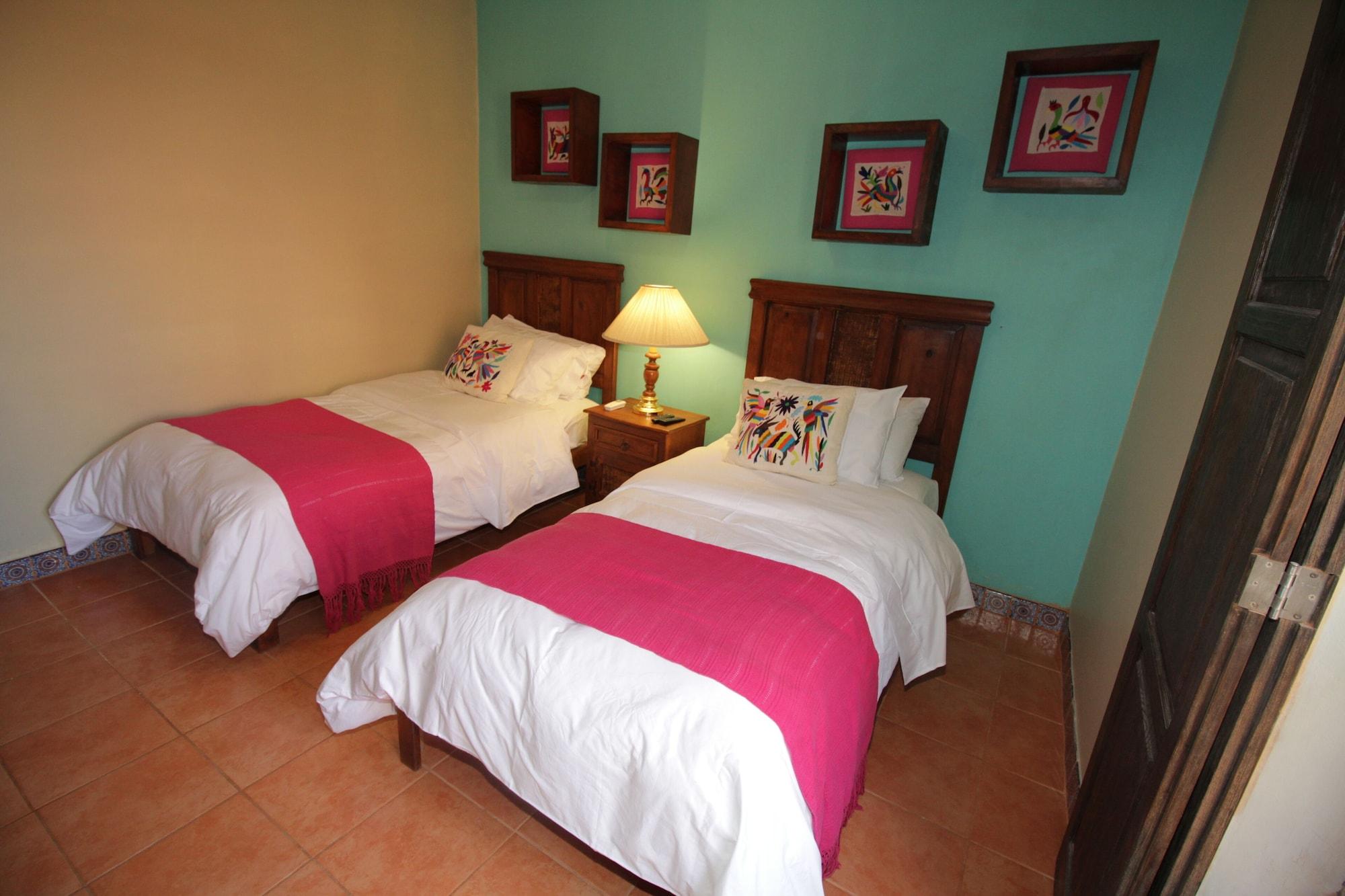 סאן מיגל דה אלנדה Casa Mia Suites מראה חיצוני תמונה